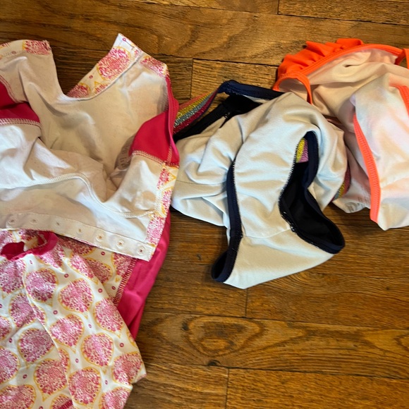 bundle of 3 swimsuits 12-24 months - Picture 3 of 4